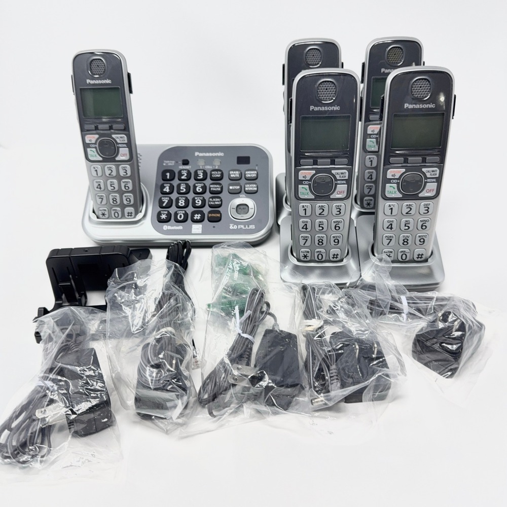 Panasonic KX-TG7741 Cordless Phone System 5 Handsets Bluetooth Answering Machine